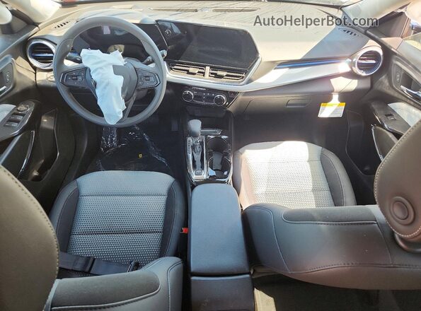 KL77LHEPXTC107132 2026 CHEVROLET TRAX White წინა პანელის ხედი