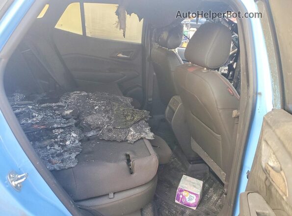 KL77LJE22RC157558 2024 CHEVROLET TRAX Blue Widok wnętrza z tyłu