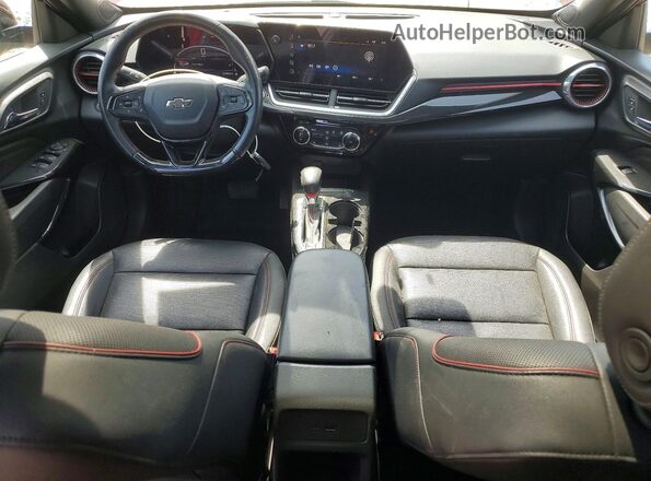 KL77LJE24RC240019 2024 CHEVROLET TRAX Red წინა პანელის ხედი
