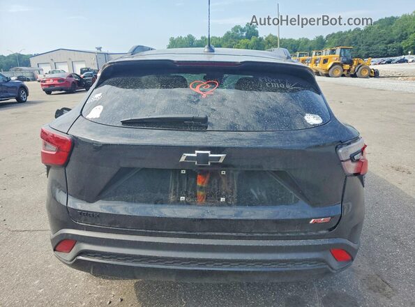 KL77LJE25RC074013 2024 CHEVROLET TRAX Black Widok z tyłu