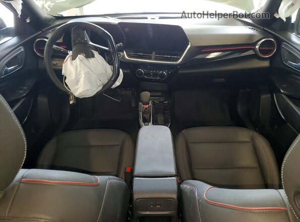 KL77LJE27RC176297 2024 CHEVROLET TRAX Green Widok deski rozdzielczej