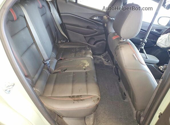 KL77LJE27RC176297 2024 CHEVROLET TRAX Green Widok tylnych siedzeń