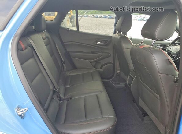KL77LJE28RC085040 2024 CHEVROLET TRAX Blue უკანა სალონის ხედი
