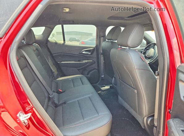 KL77LJEP0TC062032 2026 CHEVROLET TRAX Красный Вид задней части салона