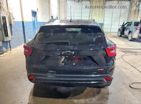 KL77LJEP2SC277359 2025 CHEVROLET TRAX Black Вид ззаду