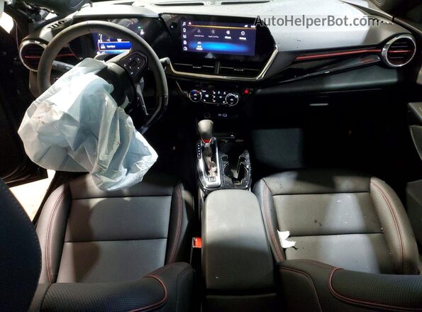 KL77LJEP2SC277359 2025 CHEVROLET TRAX Black Вид панелі приладів