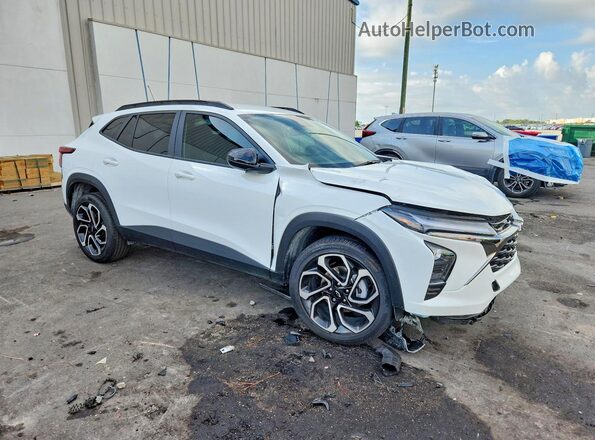 KL77LJEP2TC018565 2026 CHEVROLET TRAX White Առջևի աջ