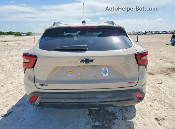 KL77LJEP3TC109117 2026 CHEVROLET TRAX Желто-коричневый Вид сзади