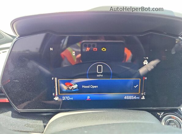 KL77LJEP4SC064543 2025 CHEVROLET TRAX Черный Вид щитка приборов