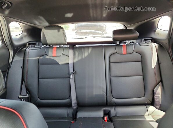 KL77LJEP4SC064543 2025 CHEVROLET TRAX Черный Вид задних сидений