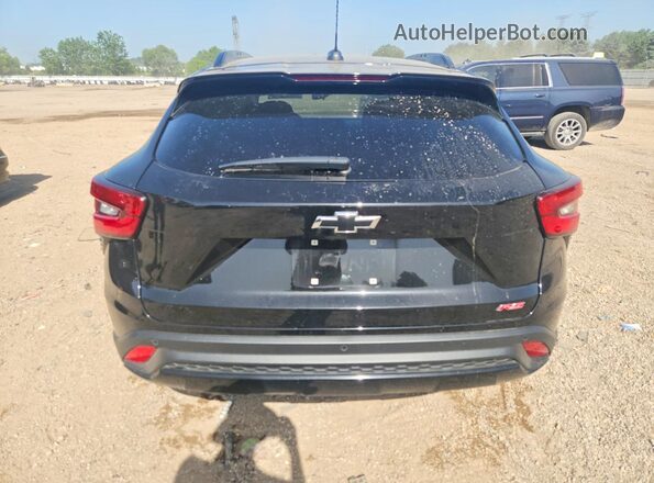 KL77LJEP4SC079625 2025 CHEVROLET TRAX Черный Вид сзади