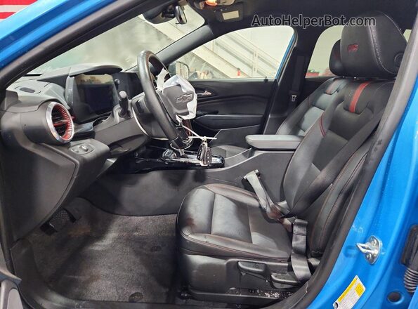 KL77LJEP4SC163993 2025 CHEVROLET TRAX Blue VIN կոդի պիտակի տեսք