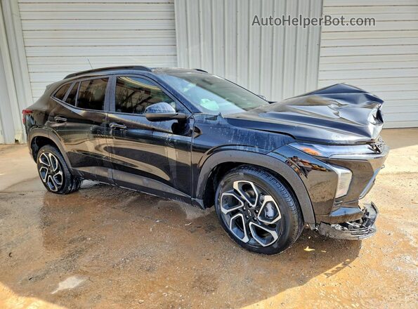 KL77LJEP4SC296897 2025 CHEVROLET TRAX Black Передня права чверть