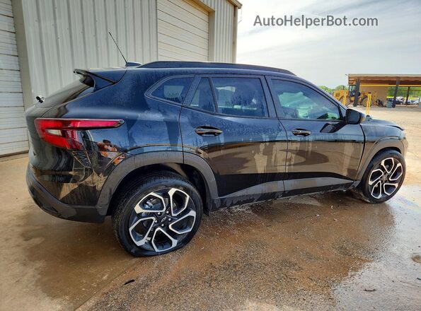 KL77LJEP4SC296897 2025 CHEVROLET TRAX Black Задня права чверть