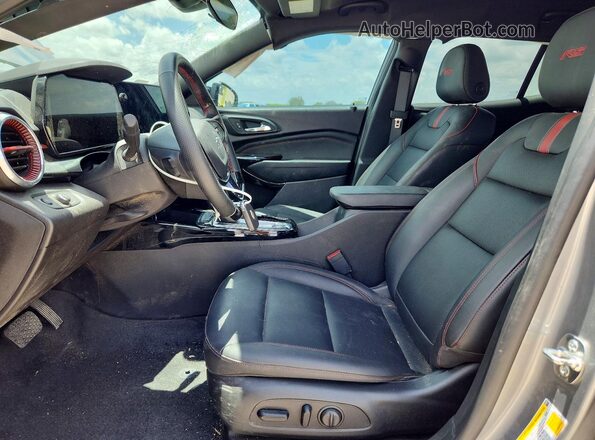 KL77LJEP4SC320566 2025 CHEVROLET TRAX Серебряный Вид салона спереди