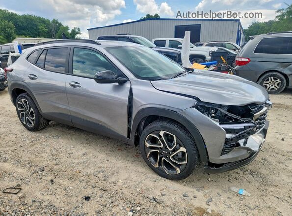 KL77LJEP6TC089591 2026 CHEVROLET TRAX Gray წინა მარჯვენა