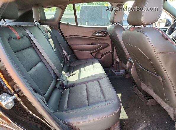 KL77LJEP7SC301087 2025 CHEVROLET TRAX Black Rear seats view