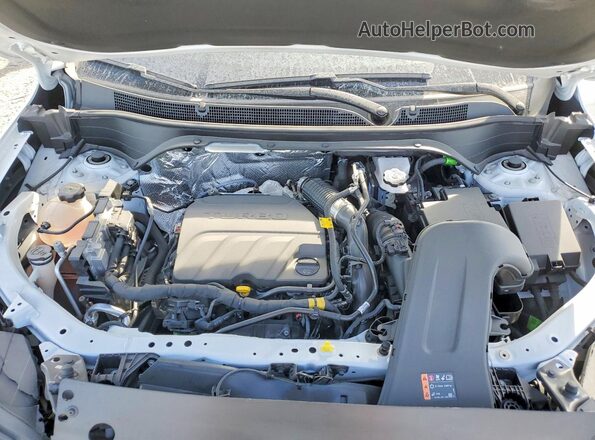 KL77LJEP7SC340231 2025 CHEVROLET TRAX White Vista del compartimento del motor