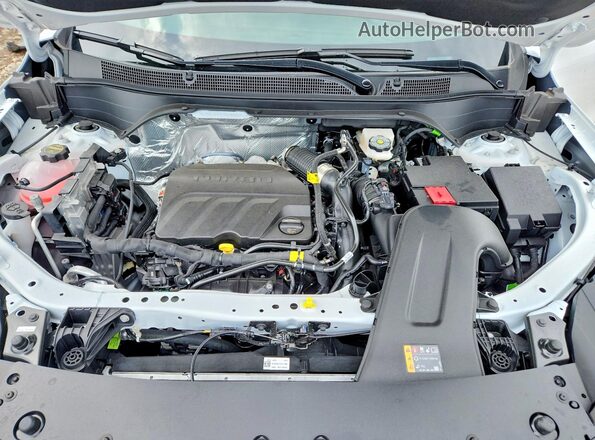 KL77LJEP7TC102221 2026 CHEVROLET TRAX Silver Вид підкапотного простору