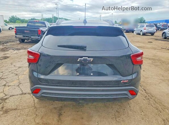 KL77LJEP8SC041704 2025 CHEVROLET TRAX Black უკანა ხედი