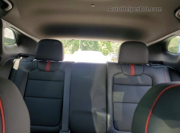 KL77LJEP8TC086191 2026 CHEVROLET TRAX Black Vista de los asientos traseros