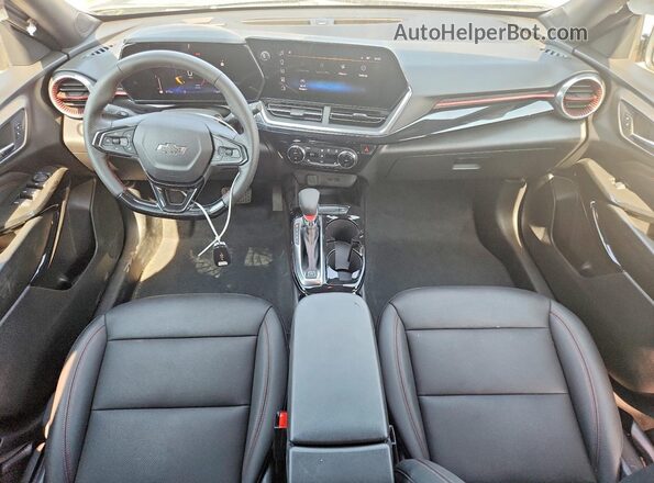 KL77LJEP9SC168302 2025 CHEVROLET TRAX Silver Dashboard view