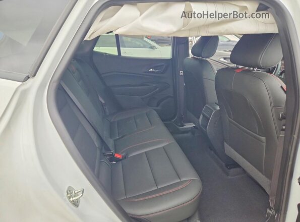 KL77LJEP9TC164820 2026 CHEVROLET TRAX White უკანა სალონის ხედი