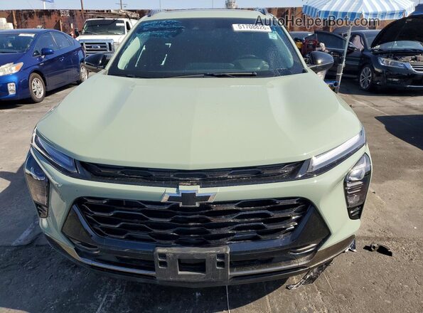 KL77LKE21RC160134 2024 CHEVROLET TRAX Green Vista frontal