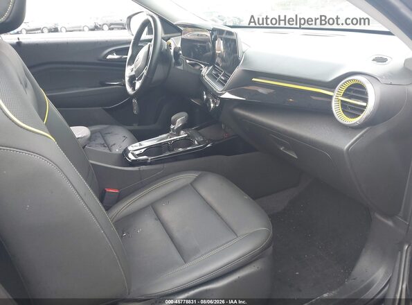 KL77LKE25RC074437 2024 CHEVROLET TRAX Gray Front interior view