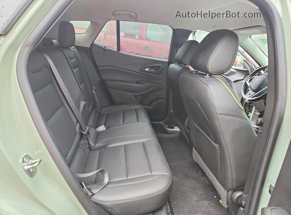 KL77LKE27RC173941 2024 CHEVROLET TRAX Green უკანა სალონის ხედი