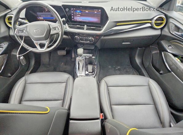 KL77LKE27RC173941 2024 CHEVROLET TRAX Green წინა პანელის ხედი