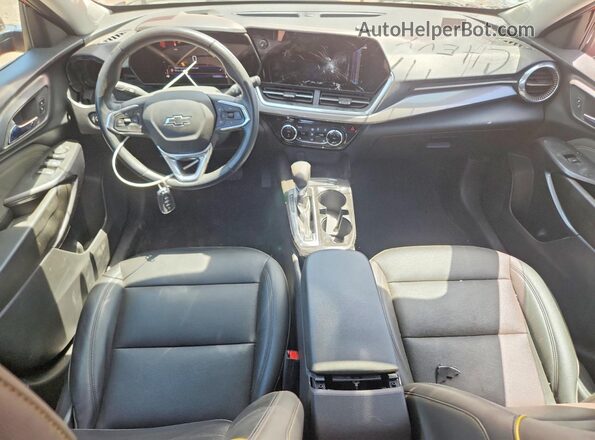 KL77LKE28RC041223 2024 CHEVROLET TRAX Orange Dashboard view