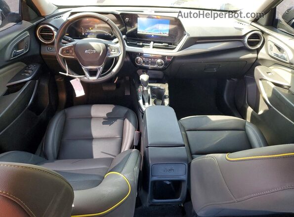 KL77LKEP0TC044295 2026 CHEVROLET TRAX Green წინა პანელის ხედი