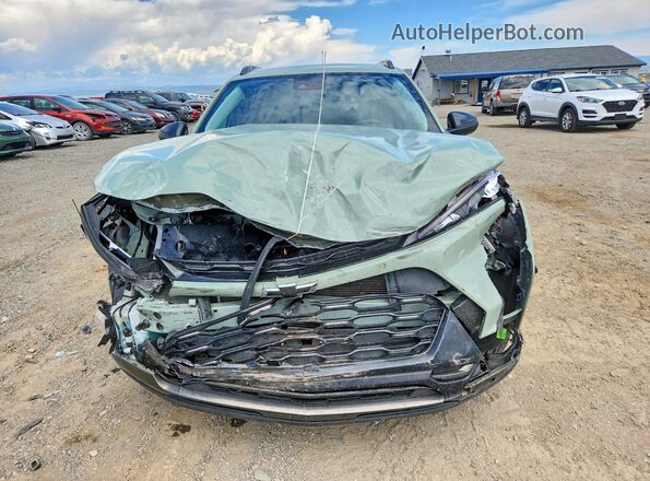 KL77LKEP1SC162953 2025 CHEVROLET TRAX Green Front view