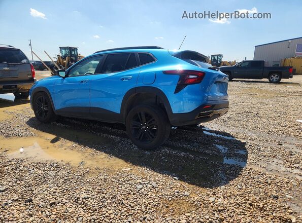 KL77LKEP1SC304363 2025 CHEVROLET TRAX Blue Delantero derecho