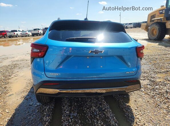 KL77LKEP1SC304363 2025 CHEVROLET TRAX Blue Vista de los asientos traseros