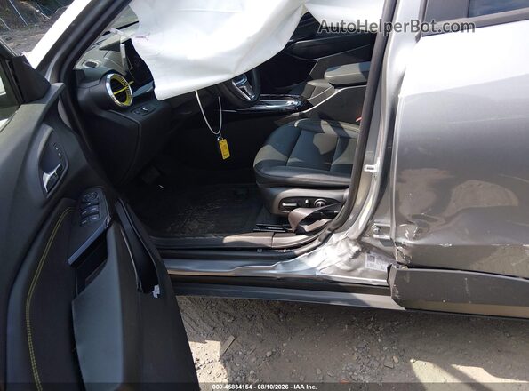 KL77LKEP2SC139505 2025 CHEVROLET TRAX Gray Вид спереду