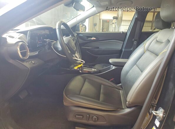 KL77LKEP2SC150293 2025 CHEVROLET TRAX Black წინა სალონის ხედი