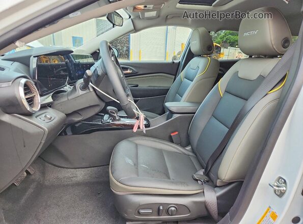 KL77LKEP2TC073314 2026 CHEVROLET TRAX White Սալոնի դիմացի տեսք