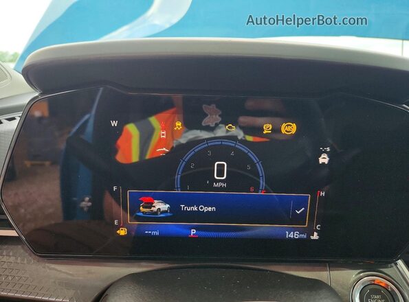 KL77LKEP2TC127355 2026 CHEVROLET TRAX Синий Вид щитка приборов