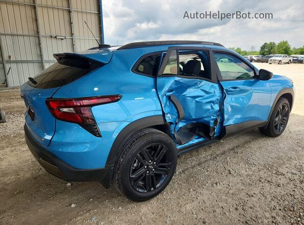 KL77LKEP2TC127355 2026 CHEVROLET TRAX Синий Задняя правая четверть