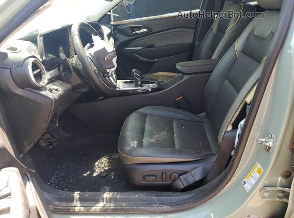 KL77LKEP3SC116363 2025 CHEVROLET TRAX Green Widok wnętrza z przodu