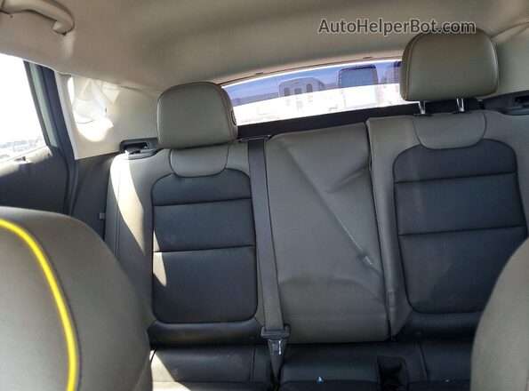 KL77LKEP3SC116363 2025 CHEVROLET TRAX Green Widok tylnych siedzeń