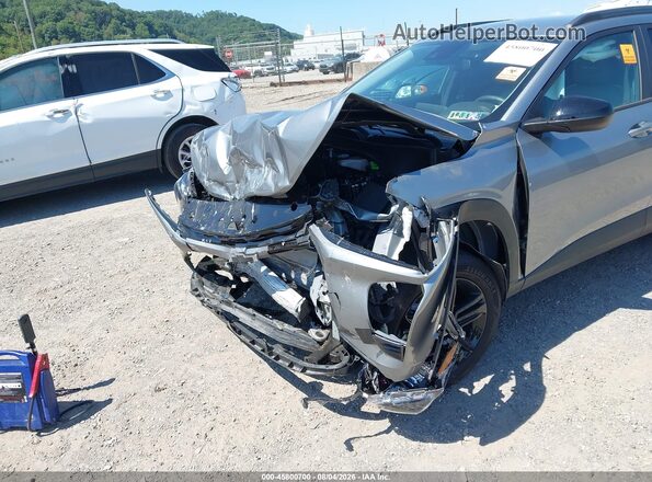 KL77LKEP4SC343027 2025 CHEVROLET TRAX Gray Widok z przodu