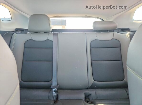 KL77LKEP4TC002342 2026 CHEVROLET TRAX Blue Вид задніх сидінь