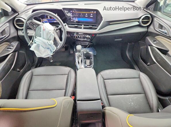 KL77LKEP6SC273224 2025 CHEVROLET TRAX Gray წინა პანელის ხედი