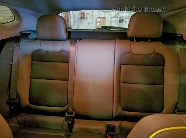 KL77LKEP7SC018985 2025 CHEVROLET TRAX Зеленый Вид задних сидений