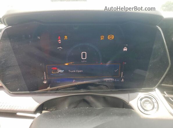 KL77LKEP7SC035804 2025 CHEVROLET TRAX White Вид щитка приладів