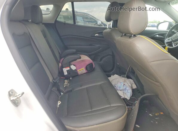 KL77LKEP7SC035804 2025 CHEVROLET TRAX White Вид задніх сидінь