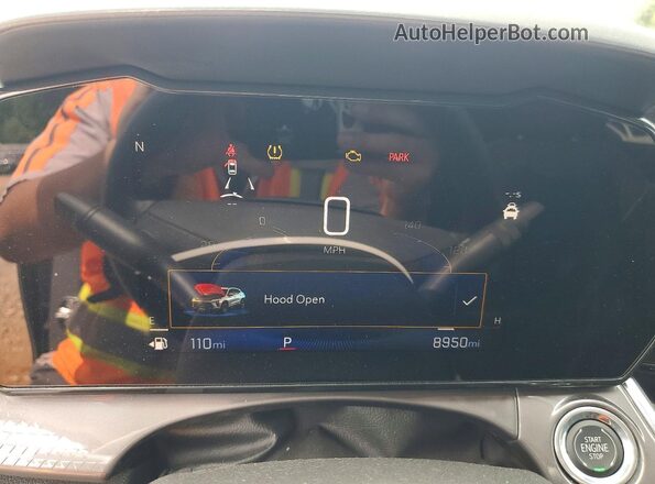 KL77LKEP7TC015389 2026 CHEVROLET TRAX Silver Vista del cuadro de instrumentos